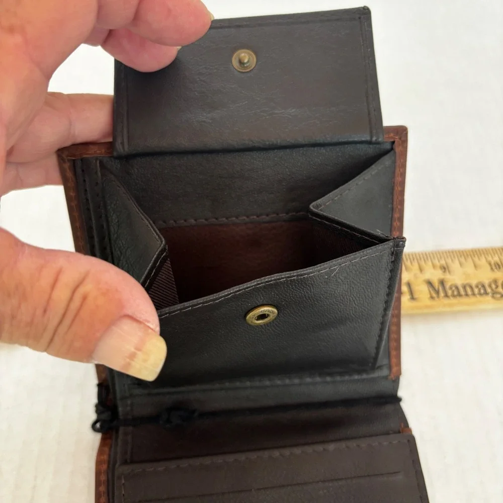 Myra Bifold Wallet Mens Matter Brown Leather Embossed Coin Pocket Cowboy New